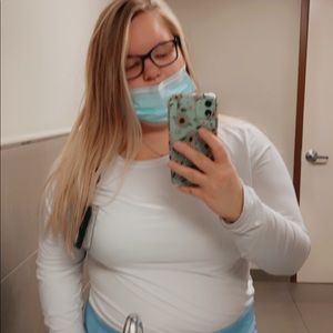 Meet your Posher, Ciara